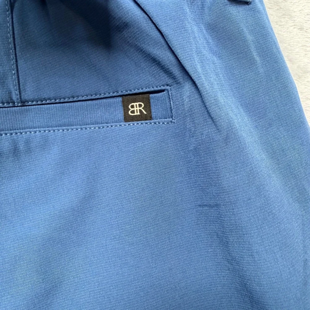 Banana Republic Mens Comfort Flat Front Shorts Blue Stretch Wicking Size 38